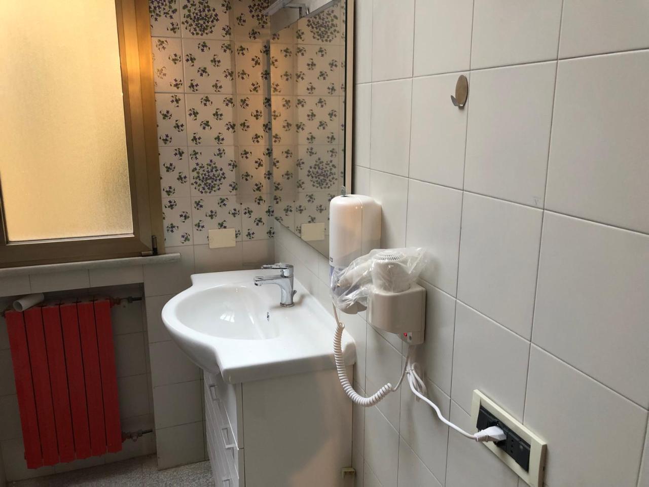 8- Tourist House Bologna - Light House - Self Check-In 아파트 외부 사진