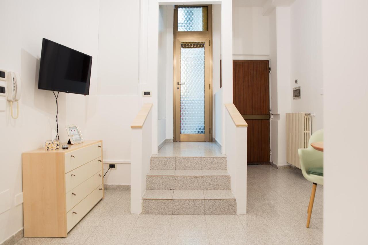8- Tourist House Bologna - Light House - Self Check-In 아파트 외부 사진