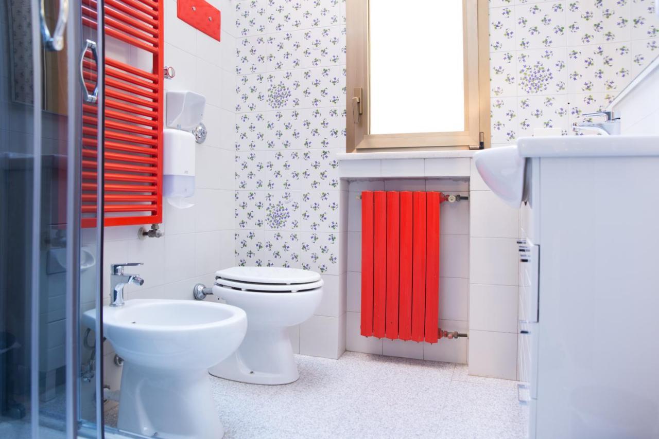 8- Tourist House Bologna - Light House - Self Check-In 아파트 외부 사진